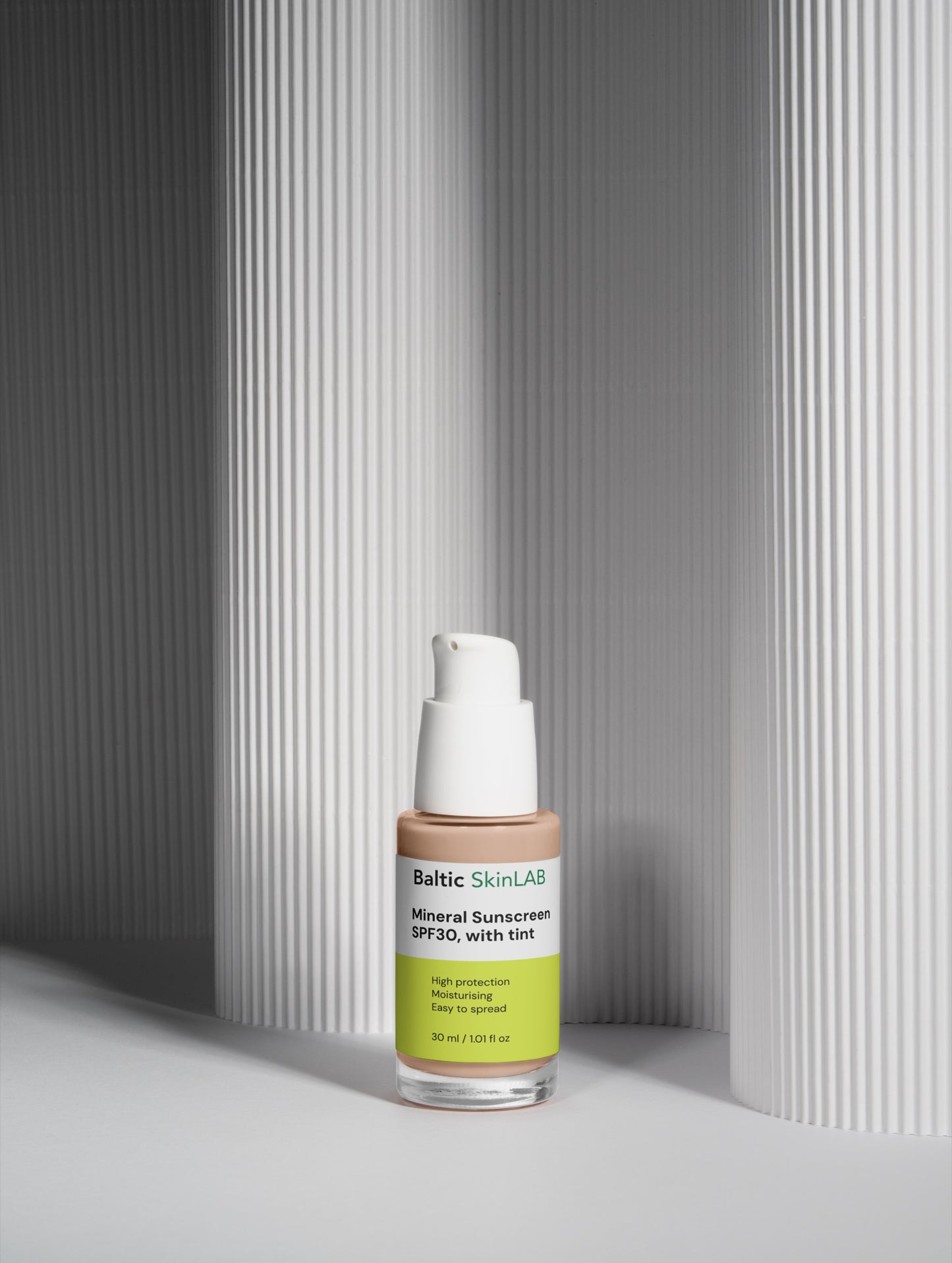 Sunscreen SPF30, with tint